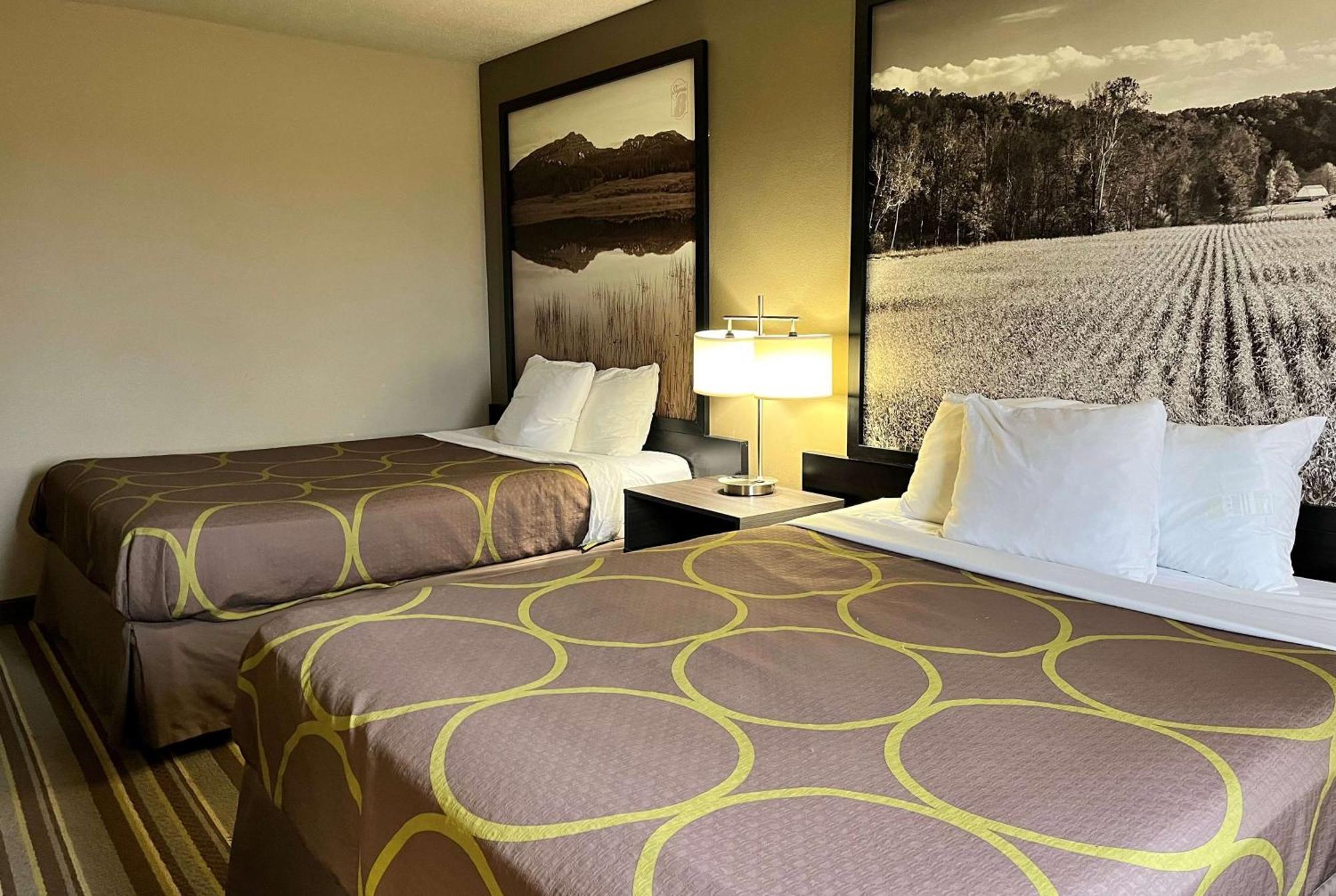 Super 8 By Wyndham Gas City Marion Area Luaran gambar