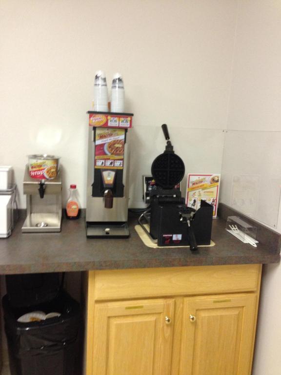 Super 8 By Wyndham Gas City Marion Area Luaran gambar